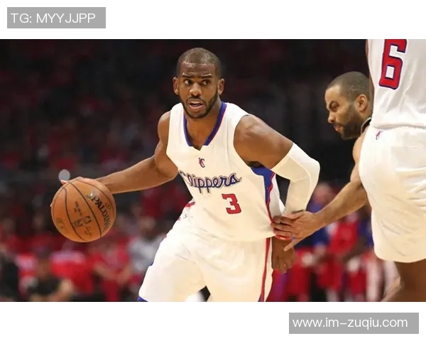 快船官方发布新海报保罗与科林斯携手庆祝胜利展现内外功臣风采